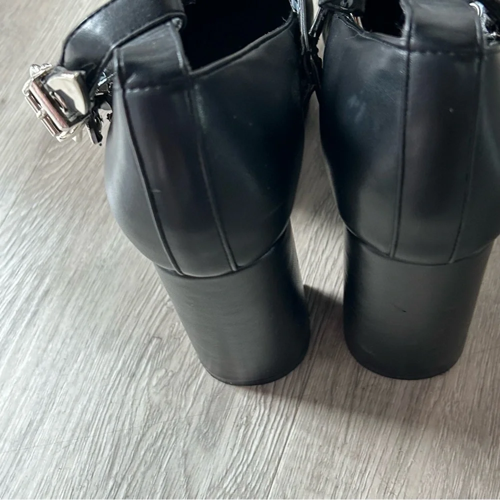 Lamoda Walk with Faith Platform Heels Black